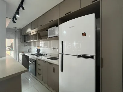 Foto Apartamento com 2 Dormitórios