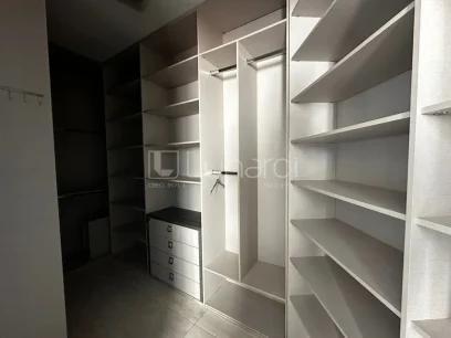 Foto Apartamento com 3 Suítes