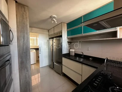 Foto Apartamento com 3 Suítes
