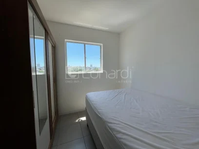 Foto Apartamento com 2 Dormitórios