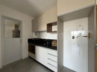 Foto Apartamento com 2 Dormitórios