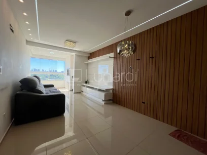 Foto Apartamento com 2 Dormitórios