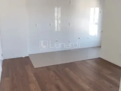 Foto Apartamento com 2 Dormitórios