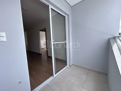 Foto Apartamento com 2 Dormitórios
