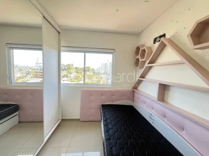 Foto Apartamento com 2 Dormitórios
