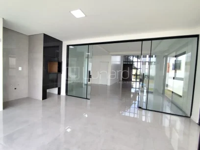 Foto Casa com 3 Dormitórios