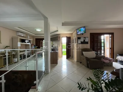 Foto Casa com 3 Dormitórios