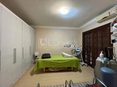 Foto Casa com 3 Dormitórios