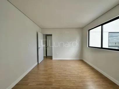 Foto Apartamento com 3 Suítes