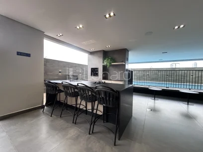 Foto Apartamento com 2 Dormitórios