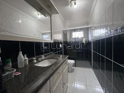 Foto Apartamento com 3 Dormitórios