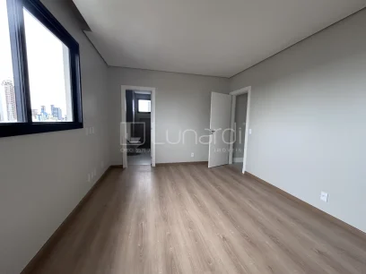 Foto Apartamento com 2 Dormitórios