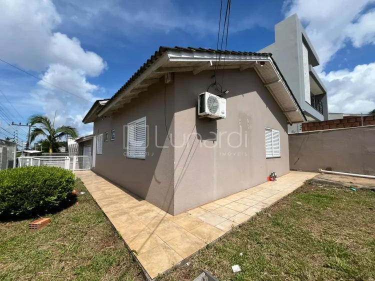 Casa com 3 Dormitórios