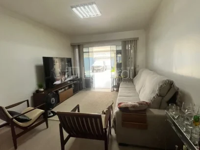 Foto Casa com 3 Suítes