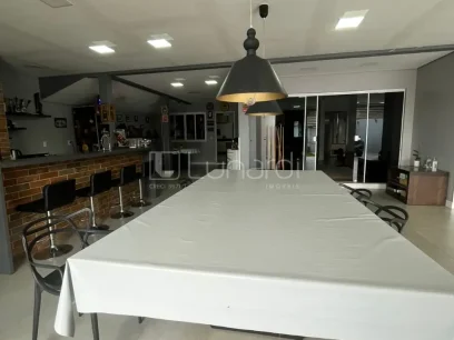 Foto Casa com 3 Suítes