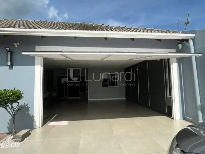 Foto Casa com 3 Suítes