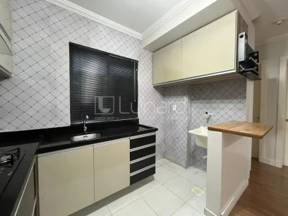 Foto Apartamento com 2 Dormitórios