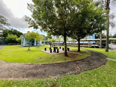 Foto Apartamento com 2 Dormitórios