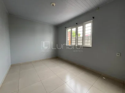 Foto Casa com 2 Dormitórios