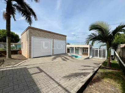 Foto Casa com 2 Dormitórios