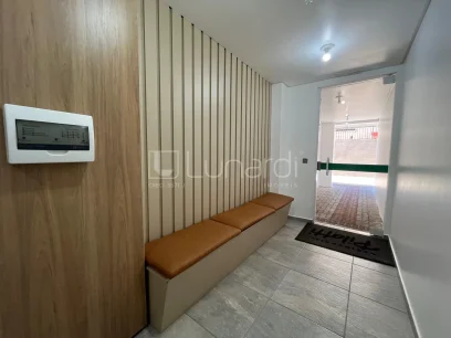 Foto Apartamento com 2 Dormitórios