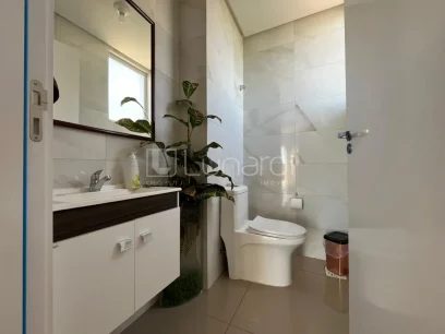 Foto Apartamento com 3 Suítes