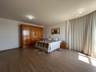 Foto Apartamento com 3 Suítes