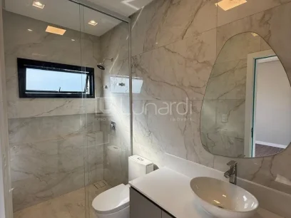 Foto Casa com 3 Suítes