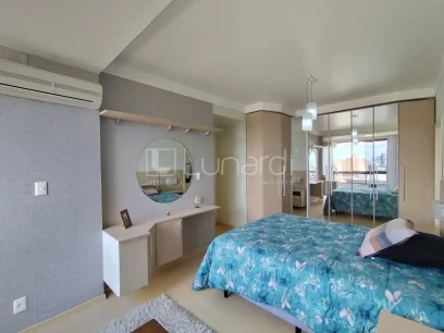Foto Apartamento com 3 Dormitórios