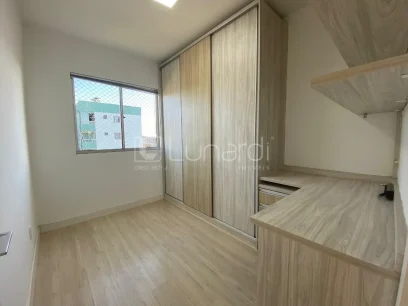 Foto Apartamento com 3 Dormitórios