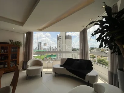 Foto Apartamento com 3 Suítes