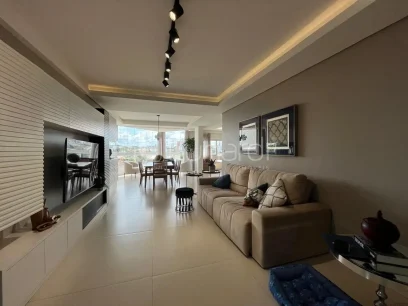 Foto Apartamento com 3 Suítes