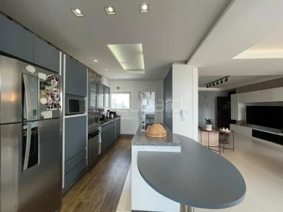 Foto Apartamento com 3 Suítes