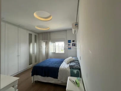Foto Apartamento com 3 Suítes