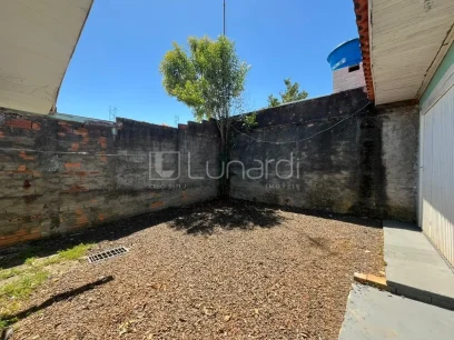 Casa com 2 Dormitórios - Miniatura - Lunardi Imóveis
