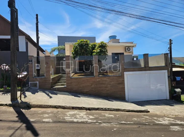 Casa com 2 Dormitórios