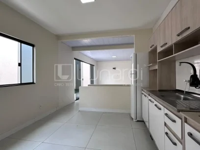 Foto Casa com 2 Dormitórios