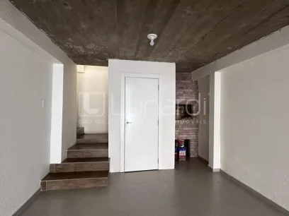 Foto Casa com 2 Dormitórios