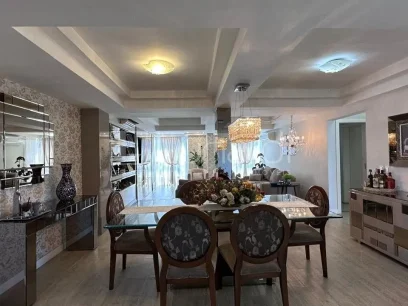 Foto Apartamento Duplex com 3 Dormitórios