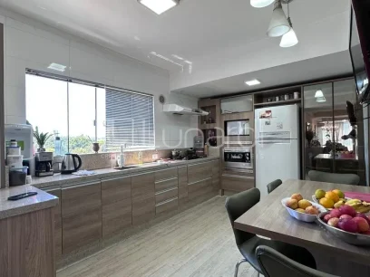 Foto Apartamento Duplex com 3 Dormitórios