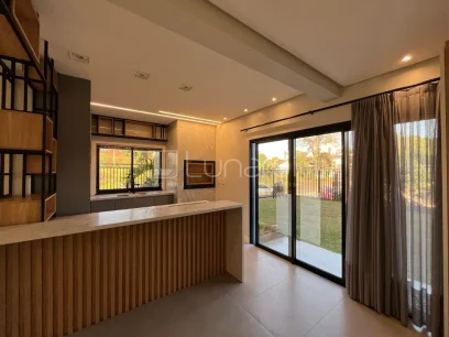 Foto Casa com 3 Suítes