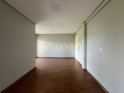 Foto Apartamento com 2 Dormitórios