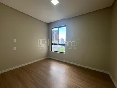 Foto Apartamento com 2 Dormitórios