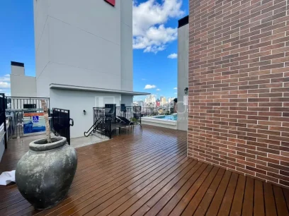 Foto Apartamento com 2 Dormitórios