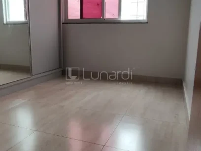 Foto Apartamento com 2 Dormitórios