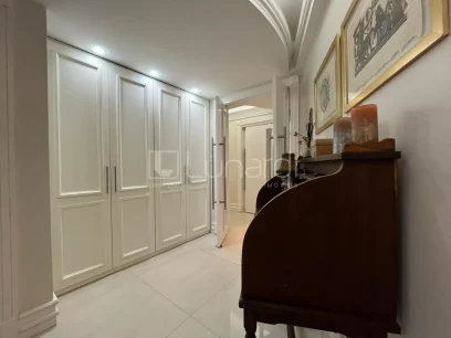 Foto Apartamento com 3 Dormitórios