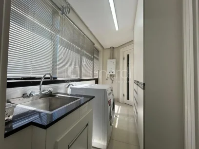 Foto Apartamento com 3 Dormitórios