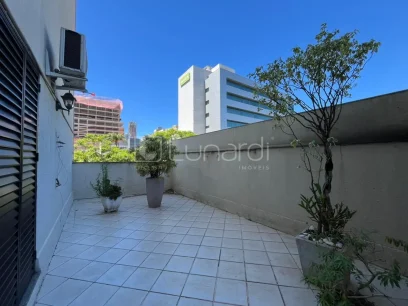 Foto Apartamento com 3 Dormitórios