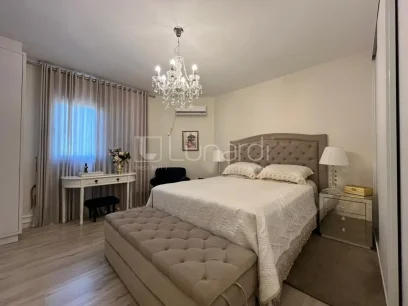 Foto Apartamento com 3 Dormitórios