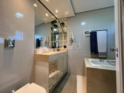 Foto Apartamento com 3 Dormitórios